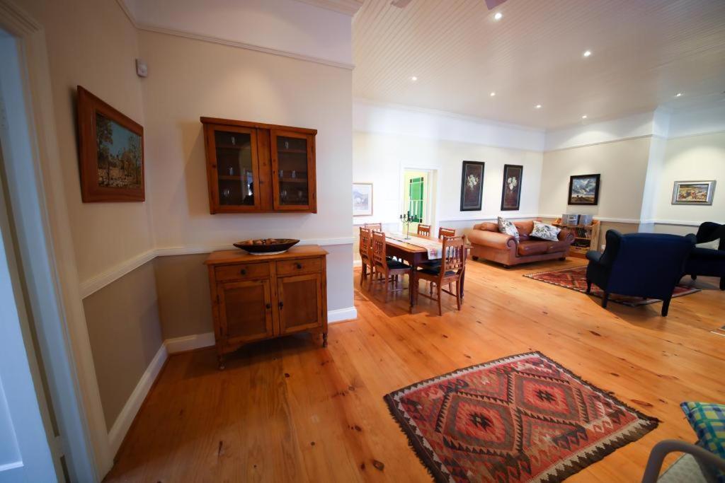 Ferienwohnung Catswhiskers Graaff-Reinet Exterior foto