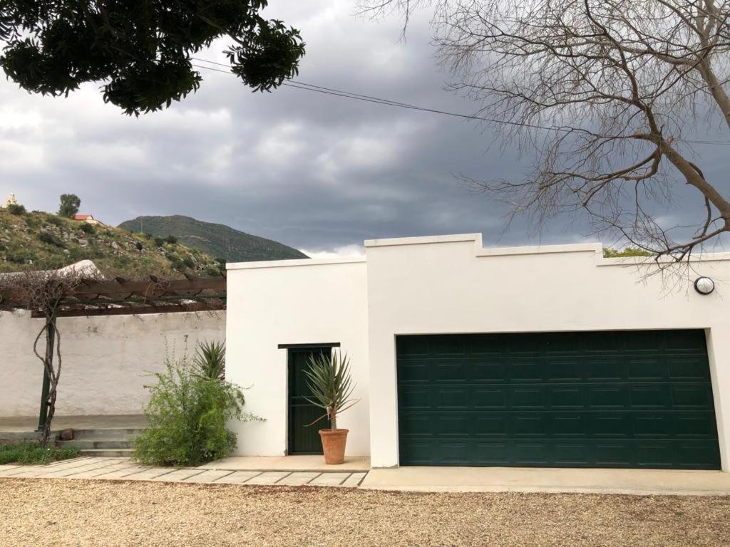 Ferienwohnung Catswhiskers Graaff-Reinet Exterior foto